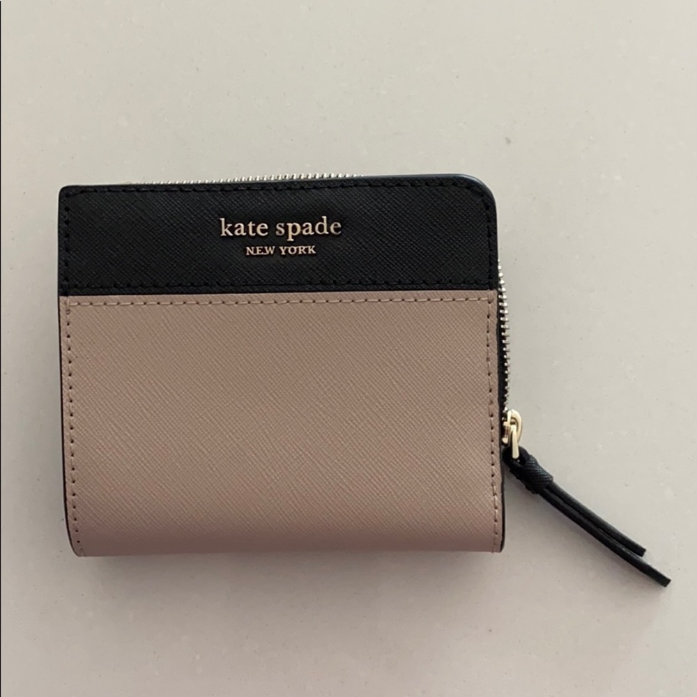 NEW Kate Spade Cameron Bifold Wallet - Tan & Black